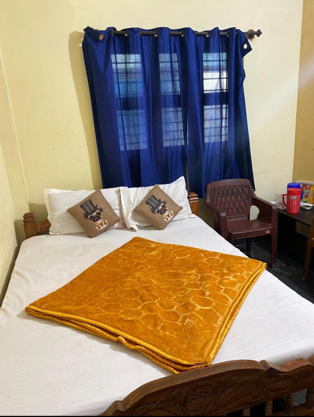 Hk Residency Hotel Mysore Exterior foto